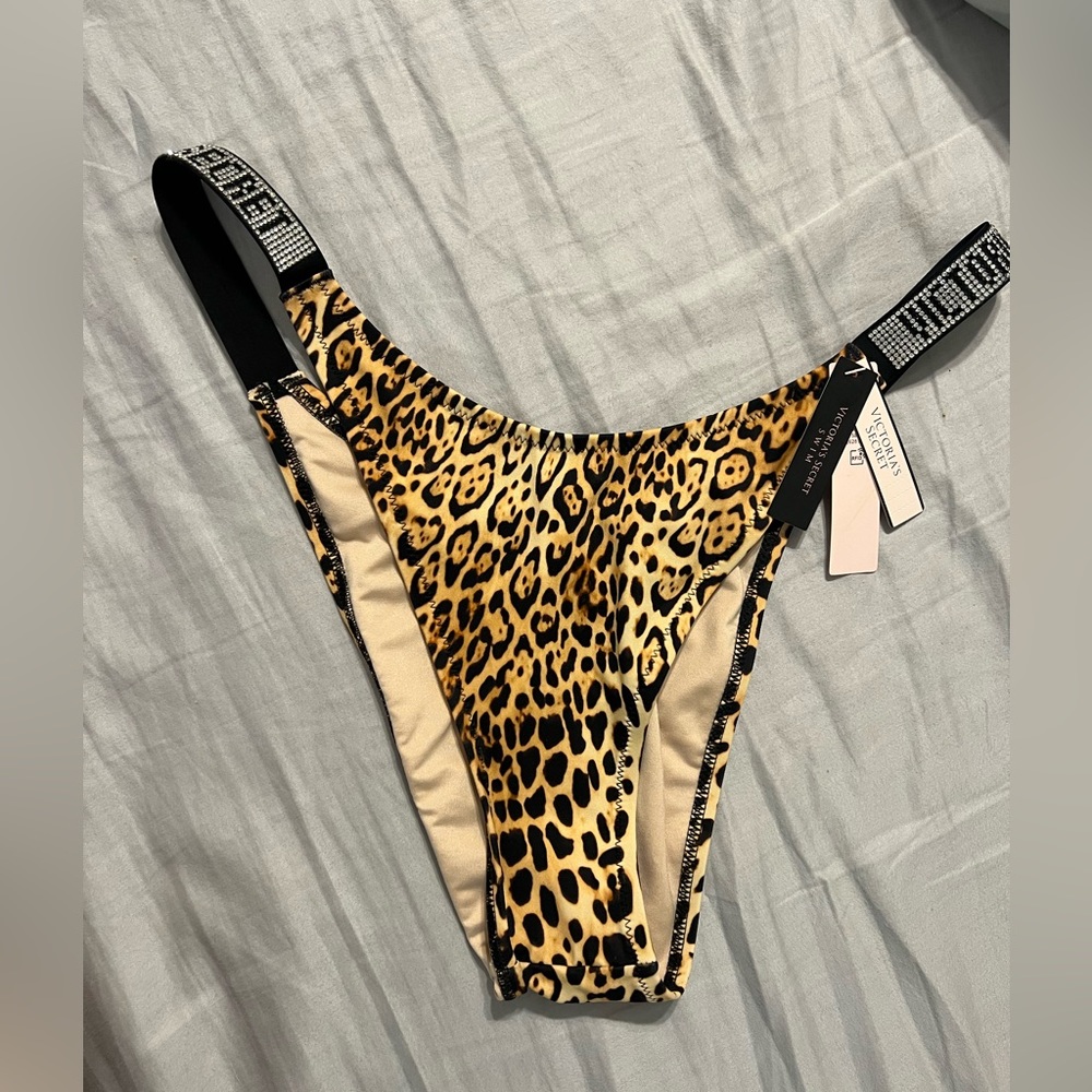 Victoria's Secret Leopard Print Bikini Bottoms in Yellow and Black